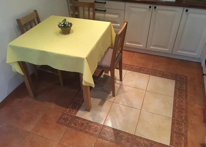 Semesterbostad House